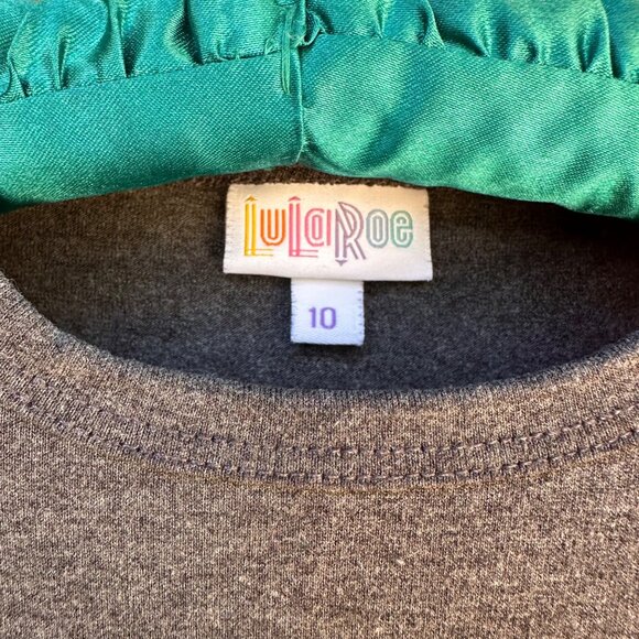Lularoe Girls Size 10 Baseball Tee Gray With Red & Orange Printed Sleeves - Picture 2 of 9